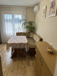 Затишна 3 кімнатна квартира на Таїрова фото 3 Затишна 3 кімнатна квартира на Таїрова фото 3