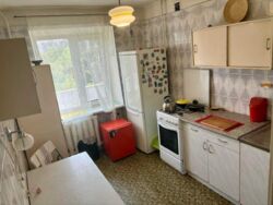 Продається простора 3-кімнатна квартира на Адміральскому Проспекті! фото 3 Продається простора 3-кімнатна квартира на Адміральскому Проспекті! фото 3