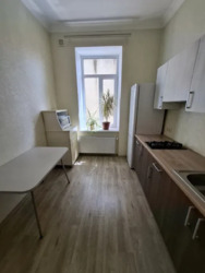 Світла та простора 3-кімнатна квартира біля Привозу фото 20 Світла та простора 3-кімнатна квартира біля Привозу фото 20