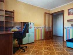 Продам 3 кімнатну квартиру в цегляному спецпроекті центр міста вул Європейська (Катерининська) фото 13 Продам 3 кімнатну квартиру в цегляному спецпроекті центр міста вул Європейська (Катерининська) фото 13