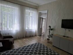 Світла та простора 3-кімнатна квартира біля Привозу фото 15 Світла та простора 3-кімнатна квартира біля Привозу фото 15