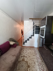 2 кімнатна квартира з капремонтом у малоквартирному будинку фото 2 2 кімнатна квартира з капремонтом у малоквартирному будинку фото 2