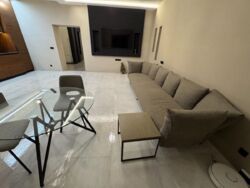 Продається квартира з дизайнерським дорогим ремонтом на Академіка Заболотного! фото 3 Продається квартира з дизайнерським дорогим ремонтом на Академіка Заболотного! фото 3