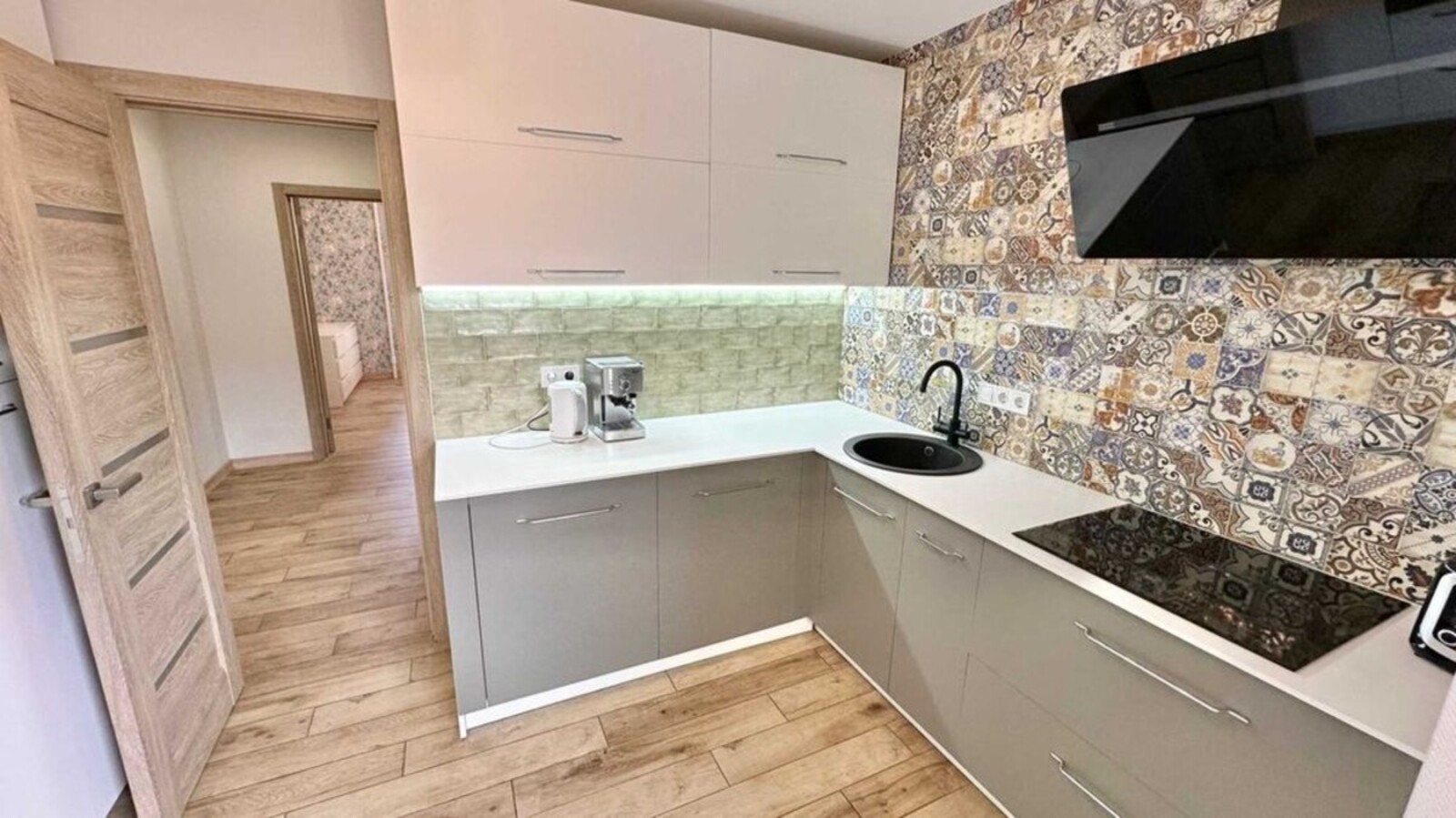 Продається квартира Київ, Оболонський, пр-т Володимира Івасюка, 60 фото 1 Продається квартира Київ, Оболонський, пр-т Володимира Івасюка, 60 фото 1