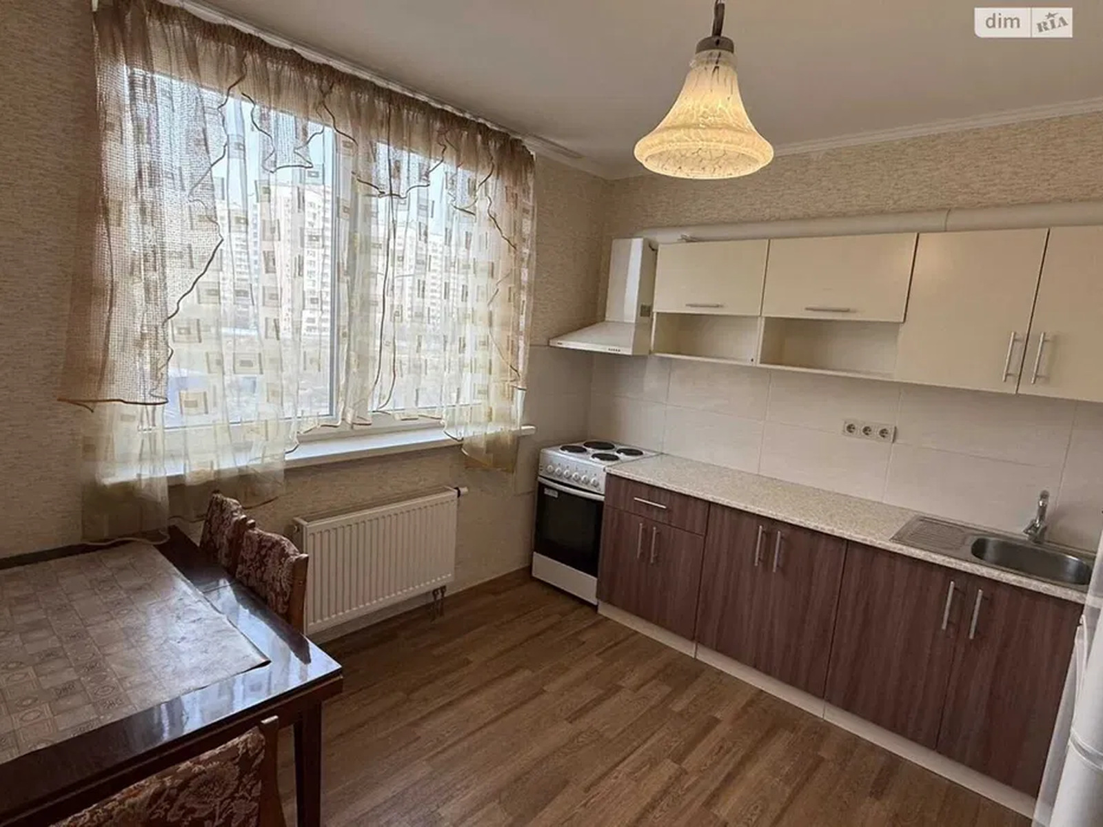 Продається квартира Київ, Дарницький, Крушельницької 13, 13 фото 1 Продається квартира Київ, Дарницький, Крушельницької 13, 13 фото 1