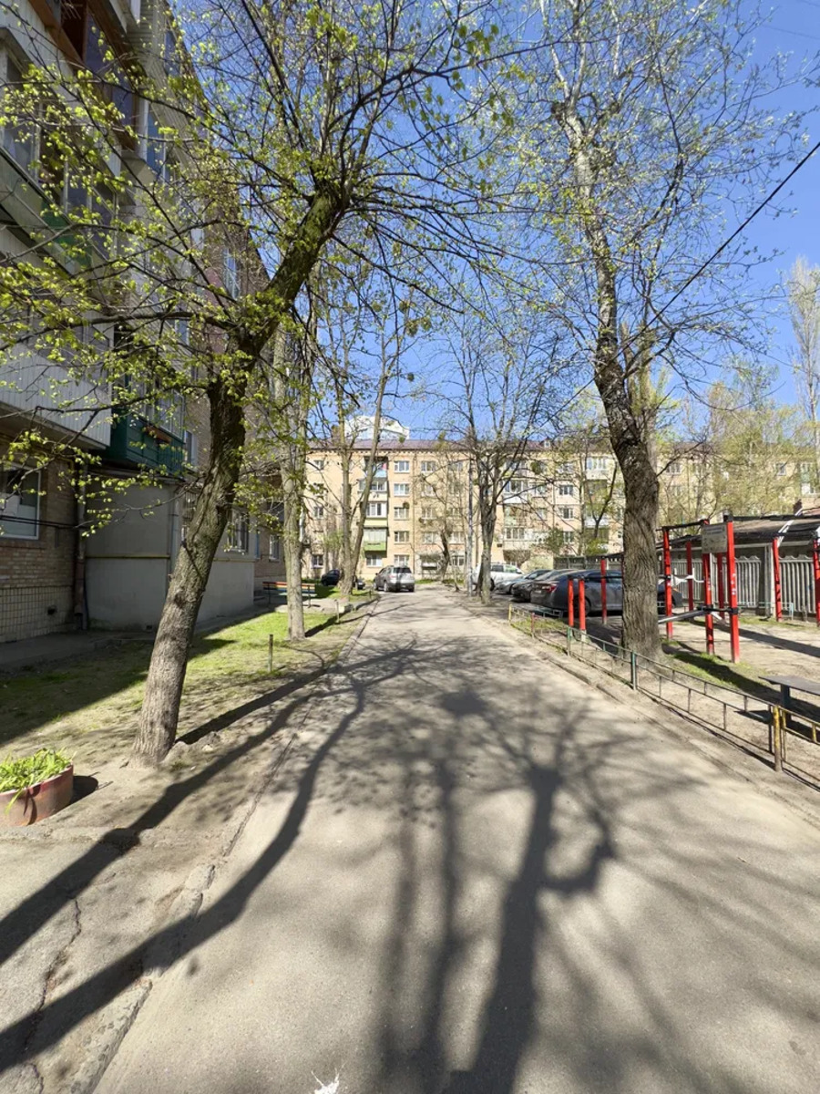 Продається квартира Київ, Шевченківський, Олени Теліги, 41А фото 1 Продається квартира Київ, Шевченківський, Олени Теліги, 41А фото 1
