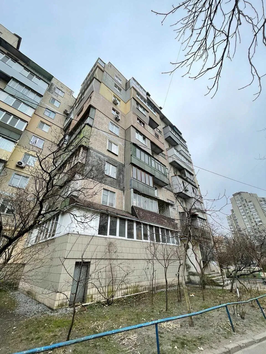 Продається квартира Київ, Дніпровський, Проспект Павла Тичини, 5 фото 1 Продається квартира Київ, Дніпровський, Проспект Павла Тичини, 5 фото 1