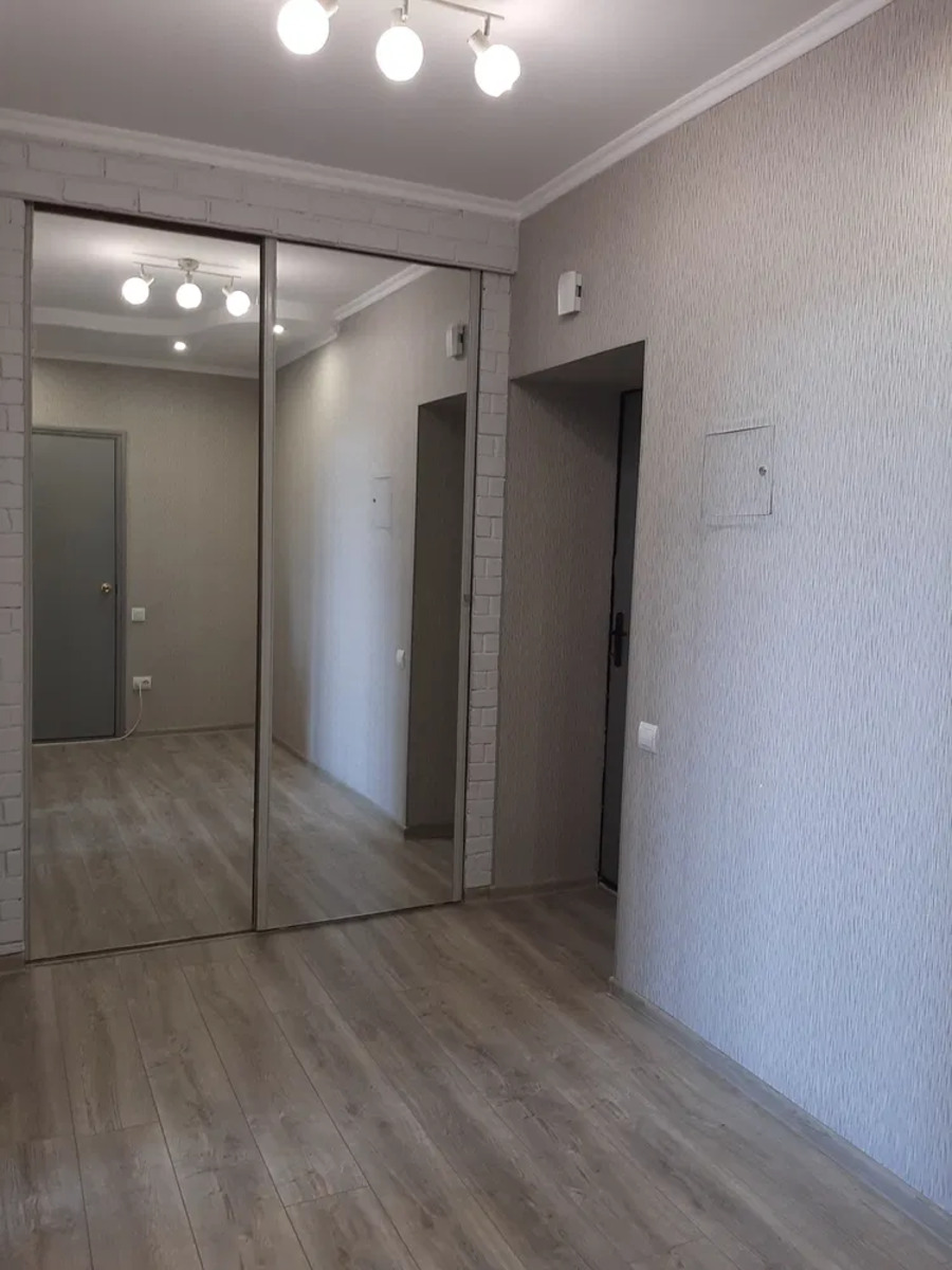 Продається квартира Київ, Голосіївський, Степана Рудницького, 13 фото 1 Продається квартира Київ, Голосіївський, Степана Рудницького, 13 фото 1