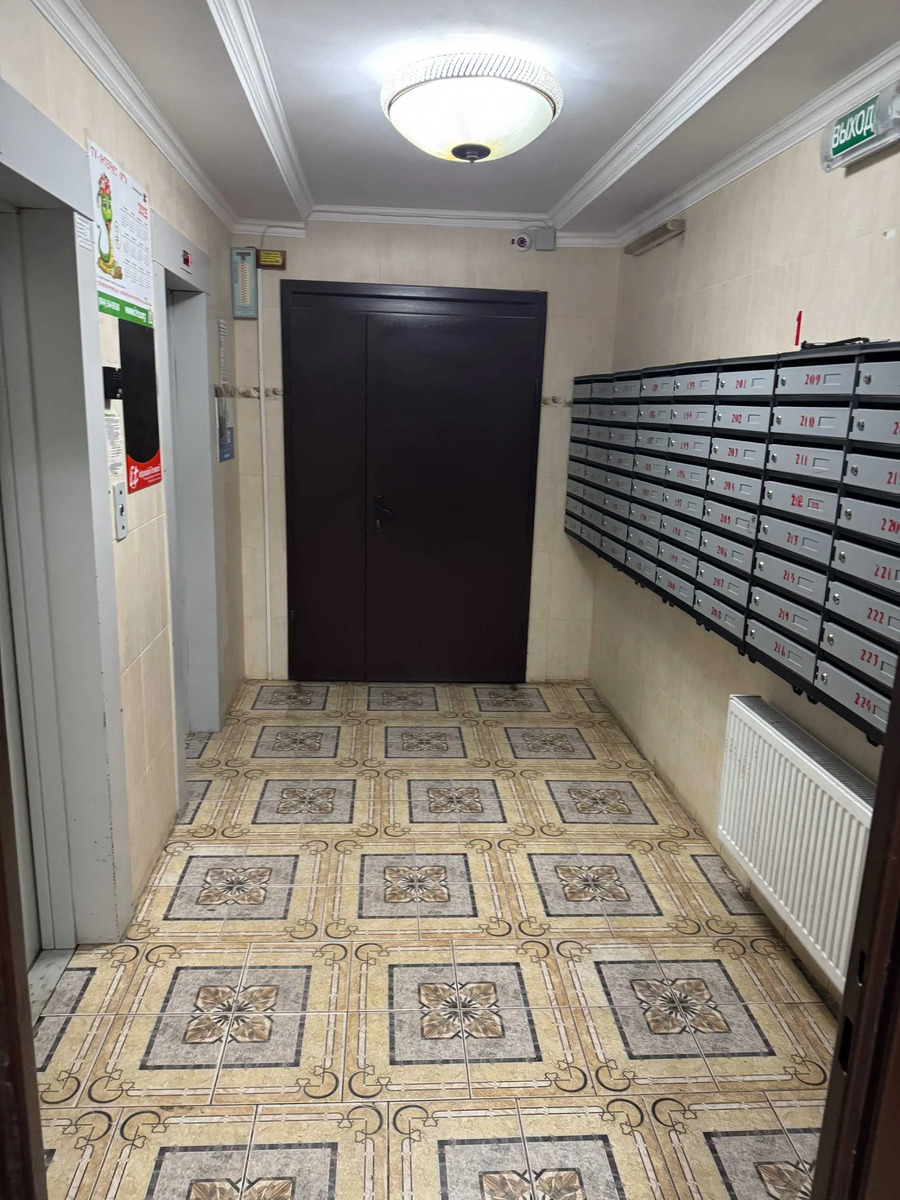 Продається квартира Київ, Голосіївський, Максимовича, 7В, м. Васильківська фото 1 Продається квартира Київ, Голосіївський, Максимовича, 7В, м. Васильківська фото 1