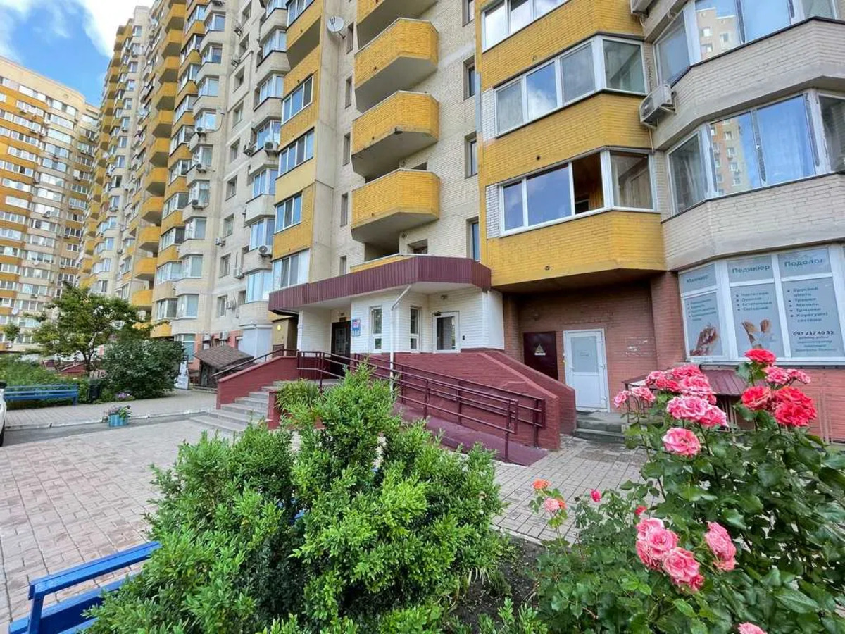 Продається квартира Київ, Дарницький, проспект Петра Григоренка 28 фото 1 Продається квартира Київ, Дарницький, проспект Петра Григоренка 28 фото 1