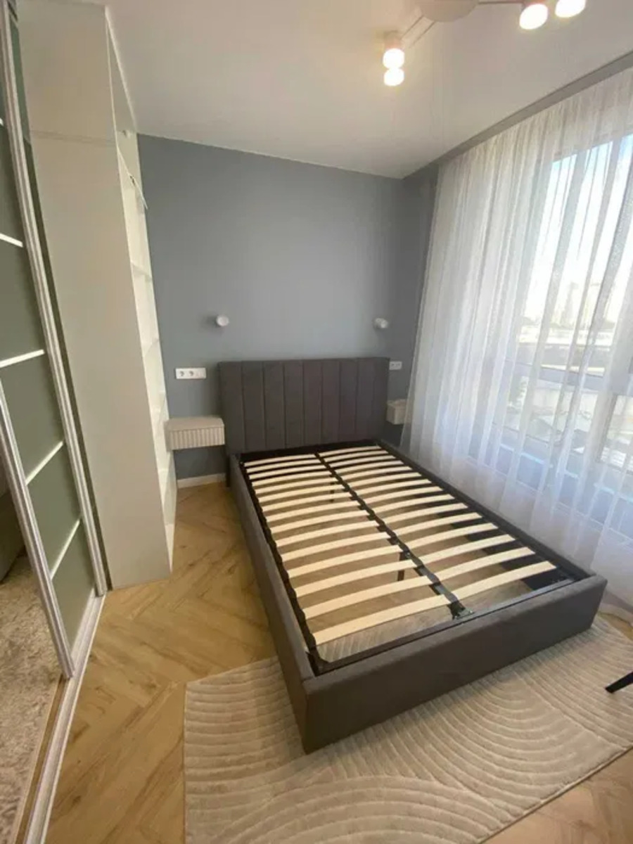 Продається квартира Київ, Дарницький, Дніпровська набережна, 17В фото 1 Продається квартира Київ, Дарницький, Дніпровська набережна, 17В фото 1