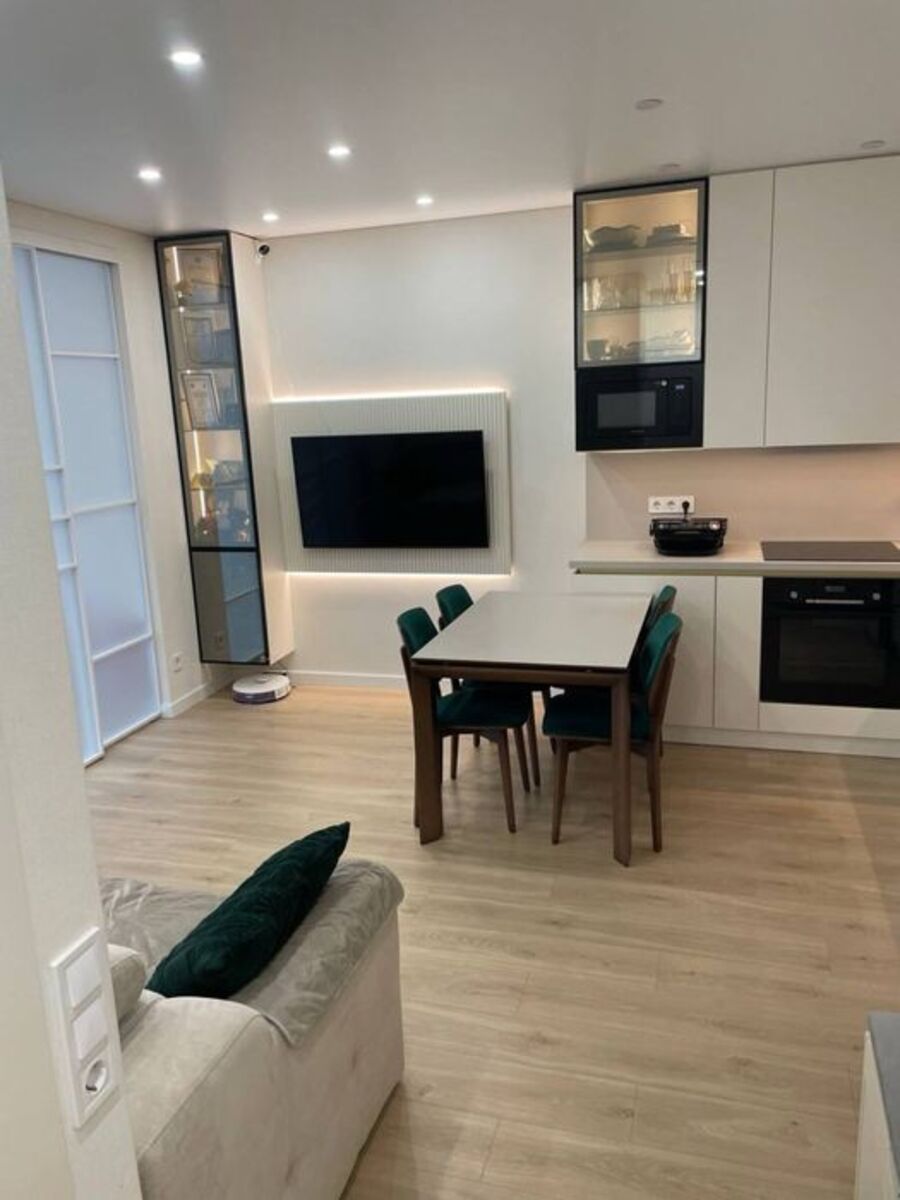 Продається квартира Салютна, 2, Київ, Шевченківський фото 1 Продається квартира Салютна, 2, Київ, Шевченківський фото 1