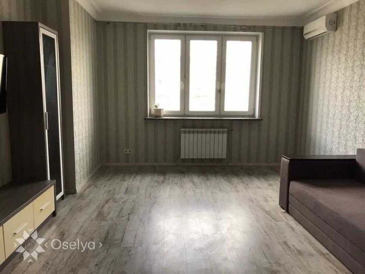 Продається квартира Київ, Патріарха Мстислава Скрипника, 40 фото 1 Продається квартира Київ, Патріарха Мстислава Скрипника, 40 фото 1