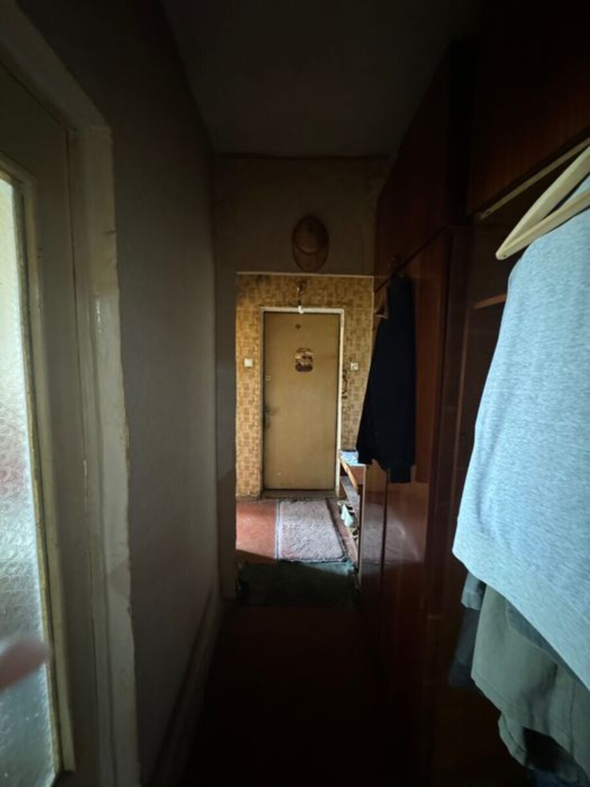   , , , 7  1