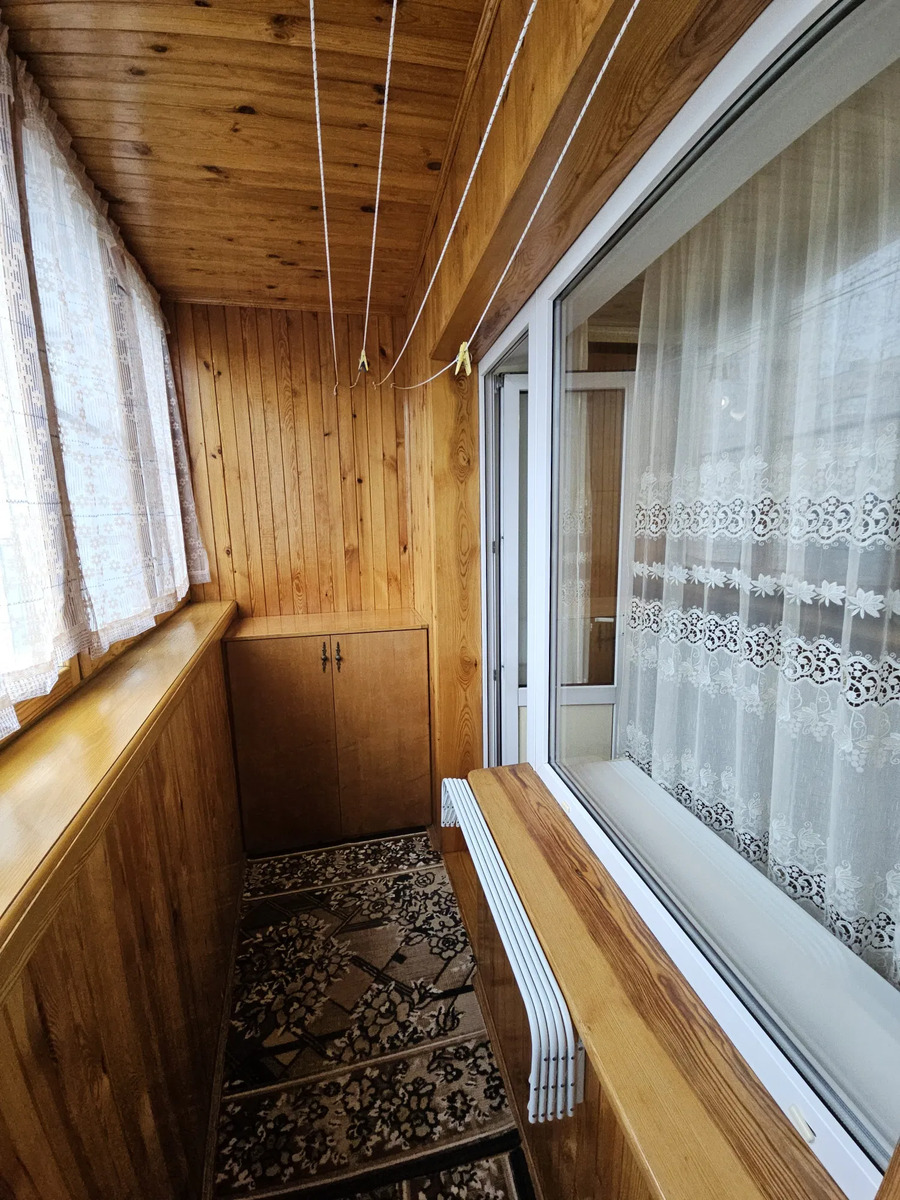 Продається квартира Київ, Святошинський, Симиренка, 20 фото 1 Продається квартира Київ, Святошинський, Симиренка, 20 фото 1