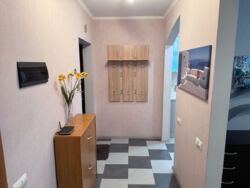 Продається квартира Київ, Святошинський, Верховинна 37 фото 4 Продається квартира Київ, Святошинський, Верховинна 37 фото 4