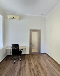   , , .  , 16/3, .    8