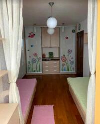   , ,   '' ( ), 25  12