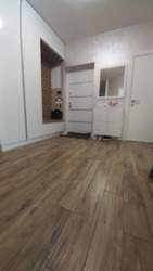   , ,  , 8  9