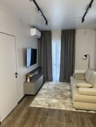 Продається квартира Київ, Голосіївський, Михайла Максимовича, 24 фото 1 Продається квартира Київ, Голосіївський, Михайла Максимовича, 24 фото 1