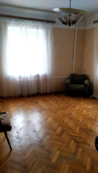  , ',   (), 28  5