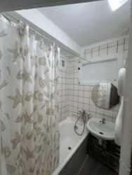   , ,   () 10,, 10, .   16