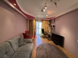 Продається квартира Київ, Святошинський, Зодчих 40 фото 5 Продається квартира Київ, Святошинський, Зодчих 40 фото 5