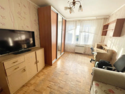 Продається квартира Київ, Голосіївський, Глушкова 18 фото 2 Продається квартира Київ, Голосіївський, Глушкова 18 фото 2