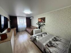 Продається квартира Київ, Святошинський, Вахтанга Кікабідзе (Булгакова), 15-А фото 1 Продається квартира Київ, Святошинський, Вахтанга Кікабідзе (Булгакова), 15-А фото 1