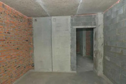   , ',  , 8  5