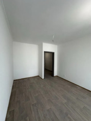   , ',  , 37  1