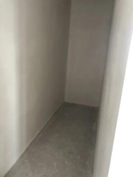   , ',  , 8  8
