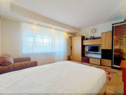 Продається квартира Київ, Голосіївський, Стратегичне Шосе 2А фото 3 Продається квартира Київ, Голосіївський, Стратегичне Шосе 2А фото 3