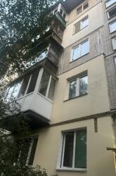   , ', . , 5  3