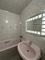 Продається квартира Київ, Срібнокільська 1/2 фото 14 Продається квартира Київ, Срібнокільська 1/2 фото 14