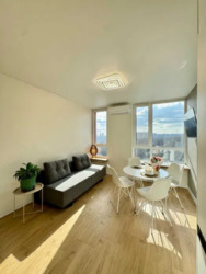 Продається квартира Столичне шосе, 1, Київ, Голосіївський фото 1 Продається квартира Столичне шосе, 1, Київ, Голосіївський фото 1