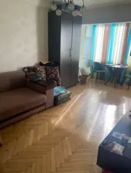   , ',  , 37  1