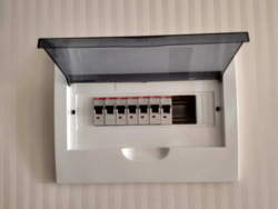   , ', , 73  8