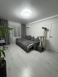 Продається квартира Київ, Святошинський, Гната Юри, 5 фото 1 Продається квартира Київ, Святошинський, Гната Юри, 5 фото 1