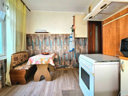   , ,   ', 7- ( . )  2