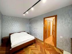 Продається квартира Київ, Святошинський, Симиренка, 2/19 фото 5 Продається квартира Київ, Святошинський, Симиренка, 2/19 фото 5