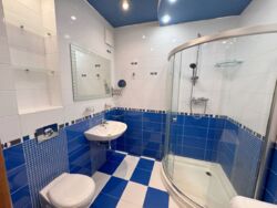 Продається квартира Київ, Святошинський, Верховинна 37 фото 5 Продається квартира Київ, Святошинський, Верховинна 37 фото 5