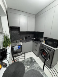 Продається квартира Київ, Святошинський, Гната Юри, 5 фото 3 Продається квартира Київ, Святошинський, Гната Юри, 5 фото 3