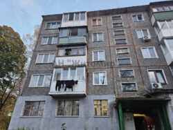 Продається чотирикімнатна квартира під чистовий ремонт фото 2 Продається чотирикімнатна квартира під чистовий ремонт фото 2