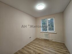 Продається чотирикімнатна квартира під чистовий ремонт фото 1 Продається чотирикімнатна квартира під чистовий ремонт фото 1