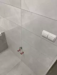  2 .     .  8