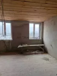     . .  10