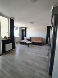 Продається двокімнатна квартира з евроремонтом! фото 2 Продається двокімнатна квартира з евроремонтом! фото 2