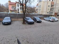 2 к.нов.в центрі р-н.парку Шевченка 2/10 ц.пл.80.5 кв.м, заселений буд. фото 4 2 к.нов.в центрі р-н.парку Шевченка 2/10 ц.пл.80.5 кв.м, заселений буд. фото 4