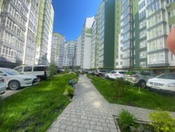 Продам здану квартиру, центр, можна робити ремонт, фото 1 Продам здану квартиру, центр, можна робити ремонт, фото 1